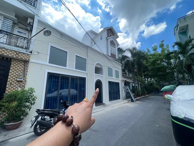 Nhà riêng mặt tiền 10.9m chuẩn mực tại Dương Quảng Hàm, Gò Vấp... Bán nhà riêng tại An Nhơn, Hồ Chí Minh 01