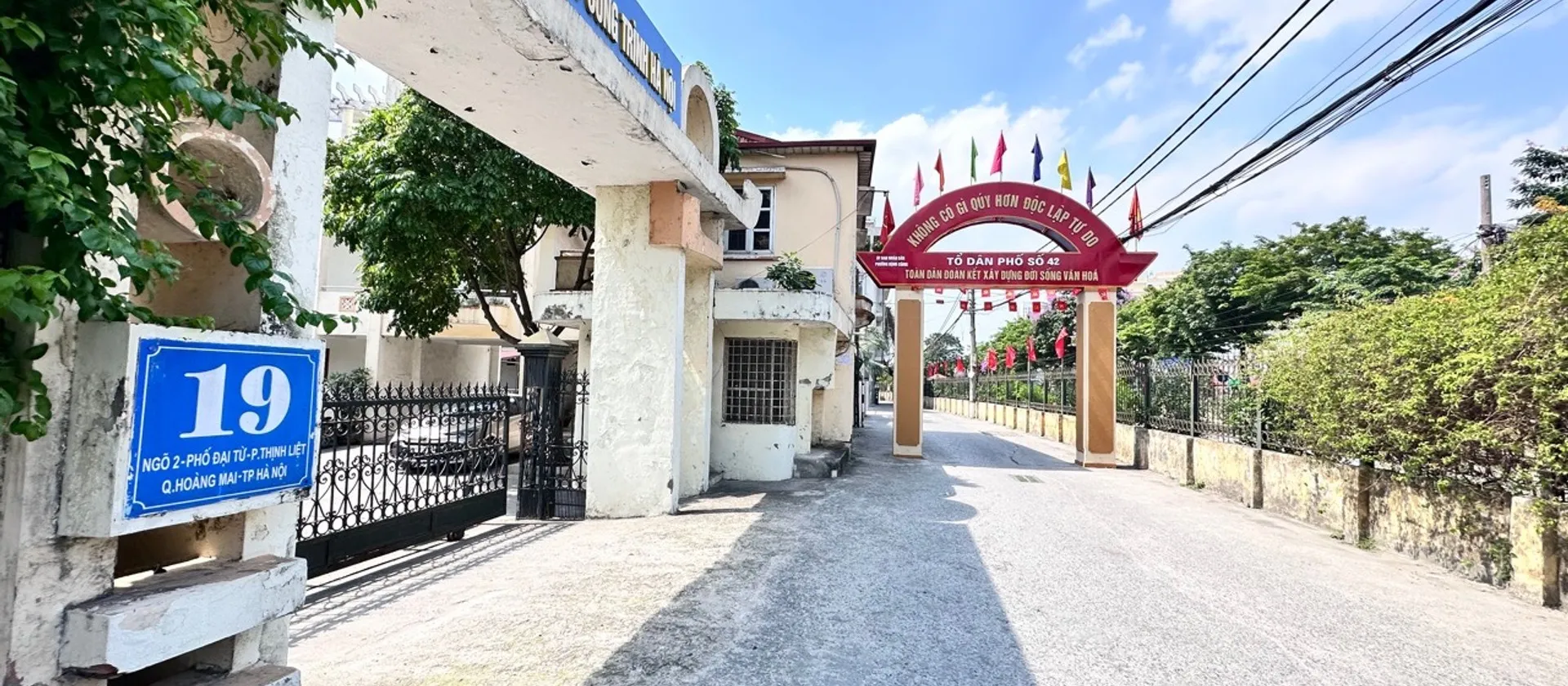 Cơ Hội Hiếm Có Sở Hữu Nhà 5 Tầng Phân Lô, gara ô tô, Gần Hồ Linh Đàm,... Bán nhà riêng tại Định Công, Hà Nội 01