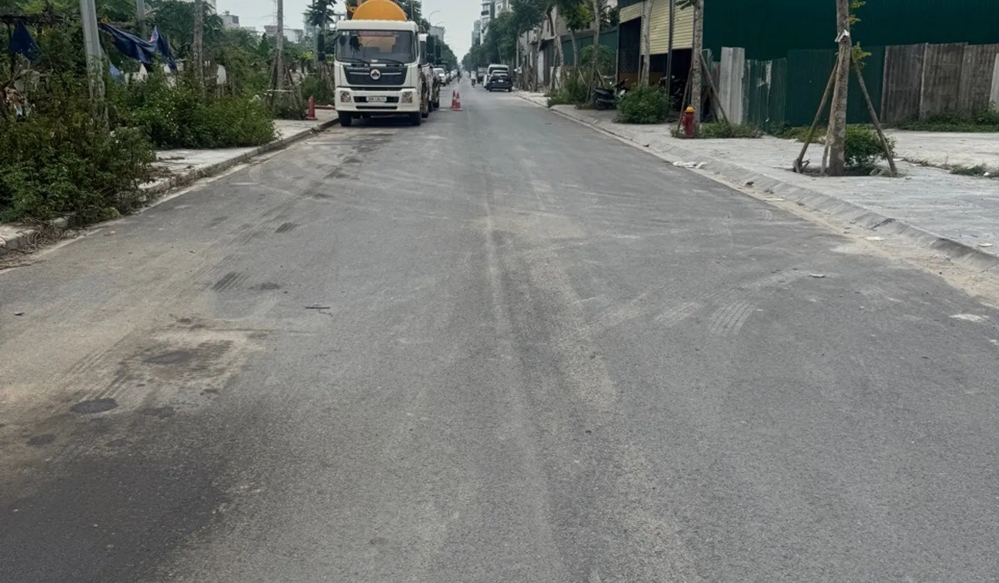 Bán đất tái định cư Đặng Vũ Hỷ 81,3m2 mặt tiền rộng 7m... Bán đất tại Việt Hưng, Hà Nội 01