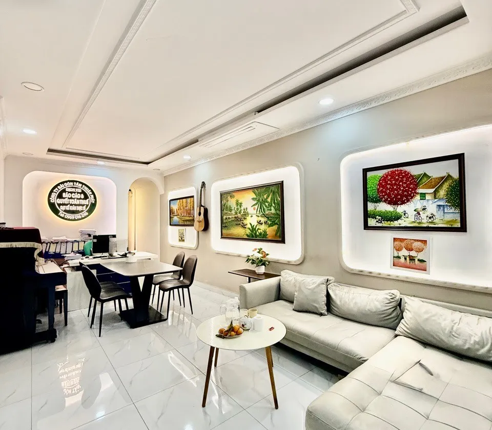 🔥 BÁN CHUNG CƯ TẦNG TRỆT – GẦN 90M² – NGAY HỒ BIỂU CHÁNH, PHÚ NHUẬN 🔥... Bán căn hộ chung cư tại Phú Nhuận, Hồ Chí Minh 01