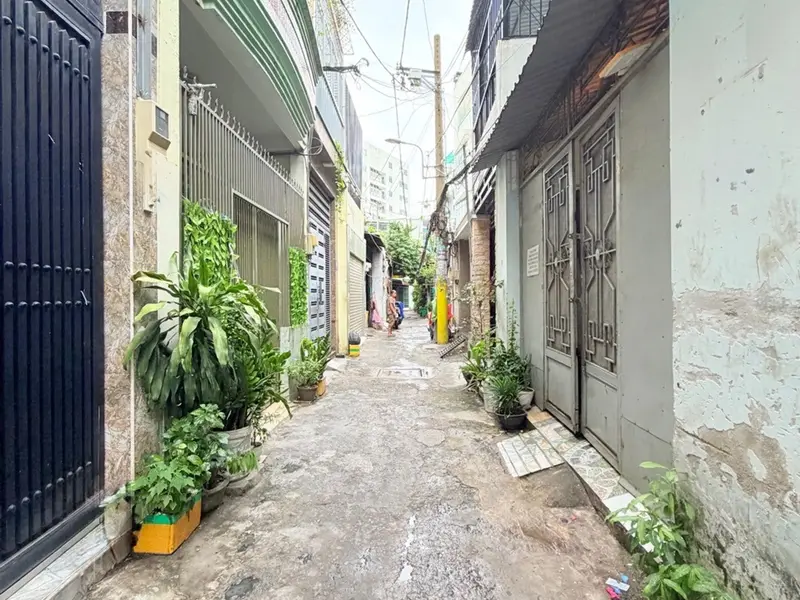 N BÌNH HẼM BA GÁC CÓ CĂN NHÀ ĐẸP MỚI 4 TẦNG - 3 PN - SỔ TẠI NHÀ CÔNG CHỨNG NGAY.... Bán nhà riêng tại Bảy Hiền, Hồ Chí Minh 01