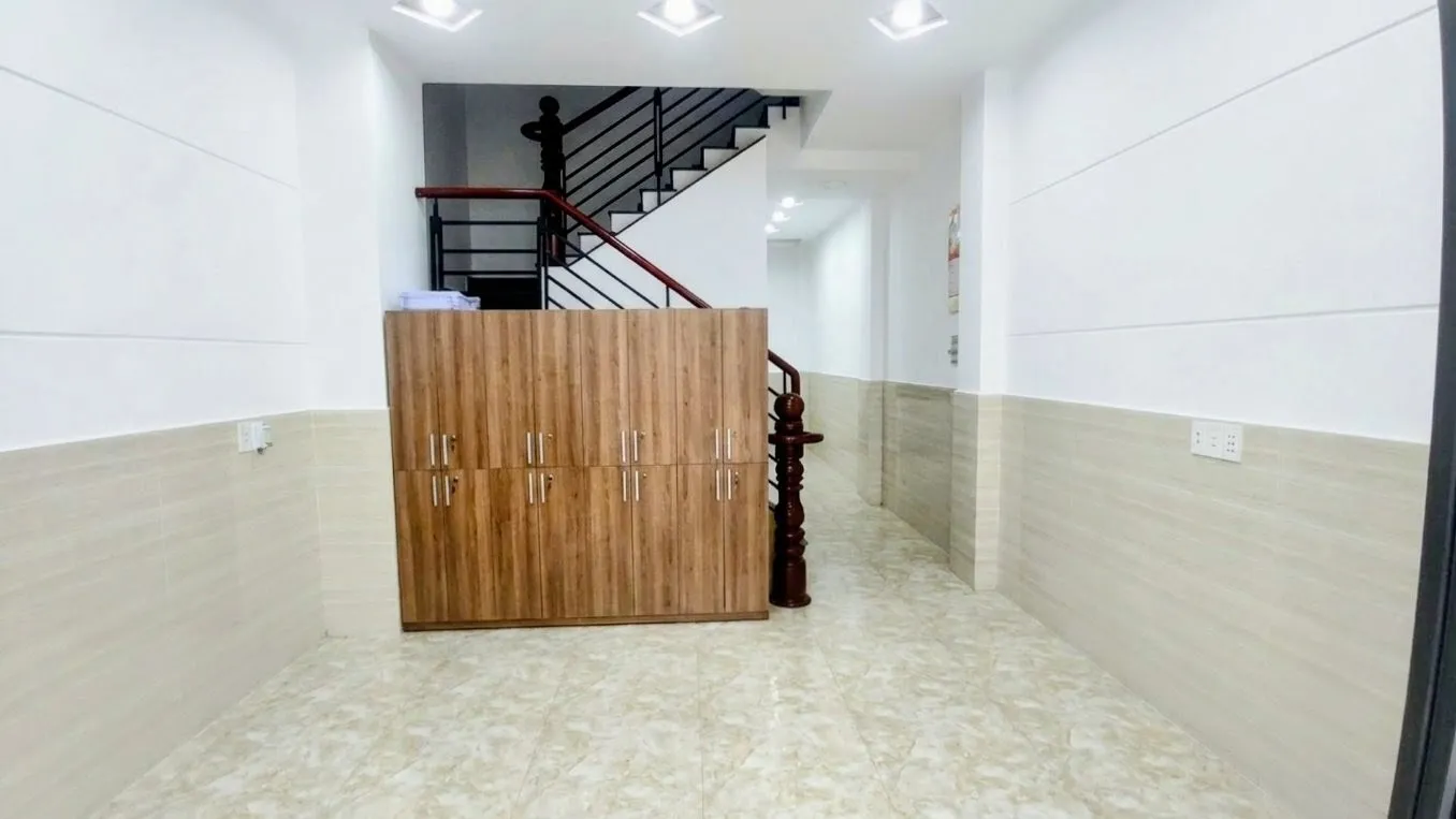 Nhà Tân Bình - Thiên Phước, 5 tầng ở ngay - KD CHDV, ngang 4m - dài 11m - hơn 7 tỷ... Bán nhà riêng tại Tân Hòa, Hồ Chí Minh 01