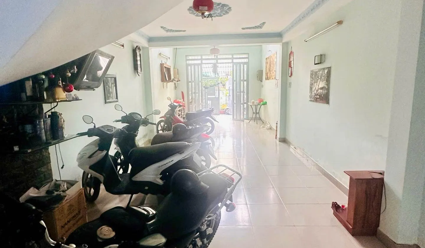 Bán nhà riêng 5 tầng tại Đồng Nai - gần 100m2, 7 phòng cho thuê... Bán nhà riêng tại Hòa Hưng, Hồ Chí Minh 01
