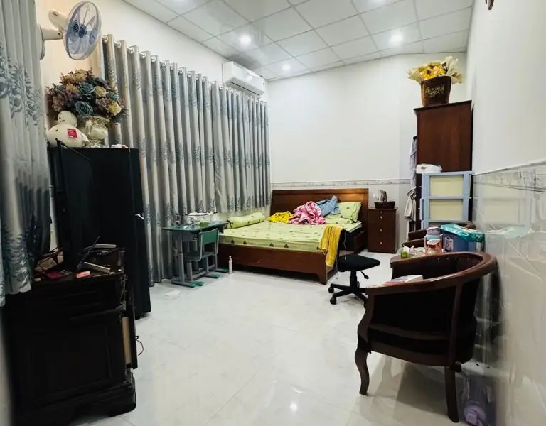 Bán nhà riêng 2 tầng hẻm ô tô xã Tân Hòa Đông quận 6, diện tích 83.4m², pháp lý rõ ràng... Bán nhà riêng tại Phú Lâm, Hồ Chí Minh 01