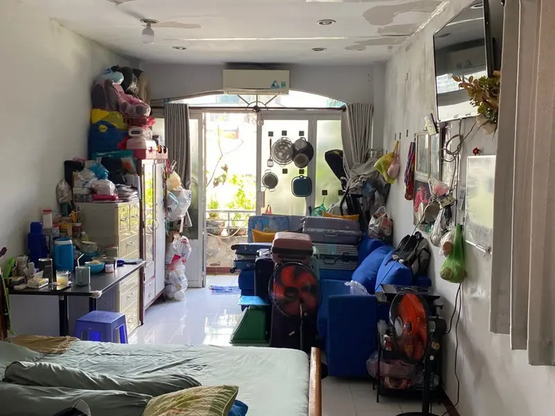 - Nhà Mặt Tiền kế bên chợ, kinh doanh buôn bán tốt.... Bán nhà mặt phố tại Phú Thọ, Hồ Chí Minh 01