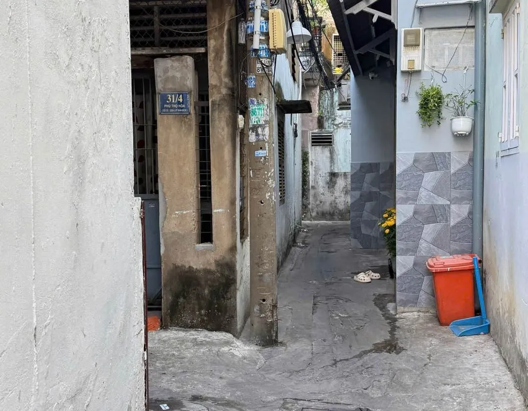 Bán nhà 3 tầng, 3 phòng ngủ, Phú Thọ Hòa, giá 7.49 tỷ... Bán nhà riêng tại Phú Thọ Hòa, Hồ Chí Minh 01