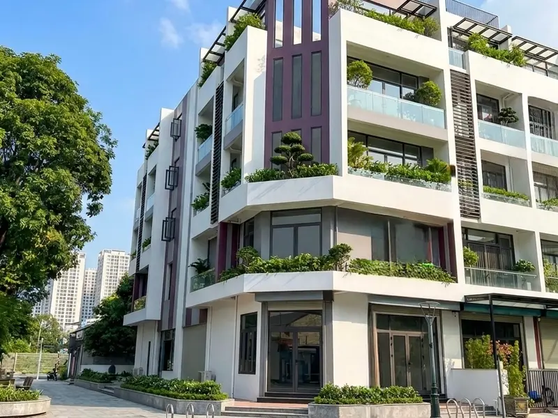 Bán nhà mặt phố 5 tầng sang trọng tại Đức Giang, mặt tiền rộng 22m, diện tích 147m²... Bán nhà mặt phố tại Việt Hưng, Hà Nội 01