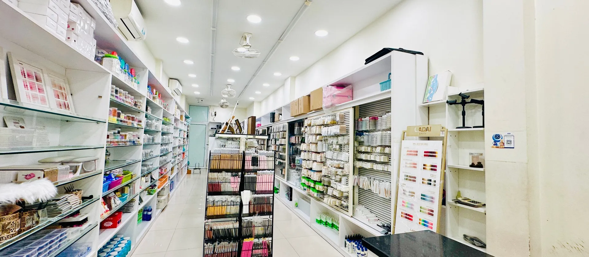 VỊ TRÍ KIM CƯƠNG MẶT PHỐ BẠCH MAI - 90M2 - THANG MÁY - KINH DOANH - VỈA HÈ - KHÔNG QUY HOẠCH... Bán nhà mặt phố tại Bạch Mai, Hà Nội 01