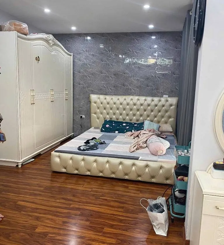 Bán nhà tại phố Văn Cao - 35m2, 4 tầng, mặt tiền 7.4m - đường Ô tô tránh có vỉa hè, kinh doanh tốt... Bán owner_side tại Tây Hồ, Hà Nội 01