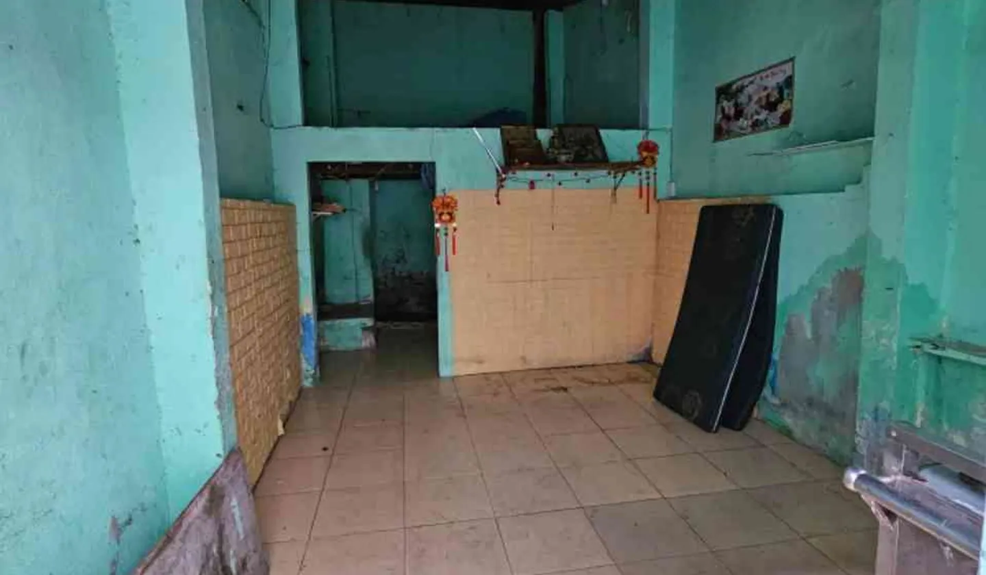 Nhà nhỏ xinh, giá tốt tại Quận 10, chuẩn để xây mới... Bán nhà riêng tại Hòa Hưng, Hồ Chí Minh 01