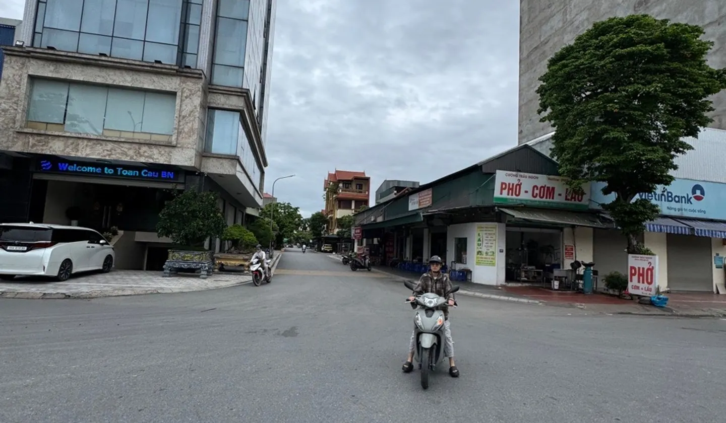 Bán kho nhà xưởng 85m² tại Phù Khê, Bắc Ninh, vị trí trung tâm thuận tiện kinh doanh... Bán kho, nhà xưởng tại Phù Khê, Bắc Ninh 01