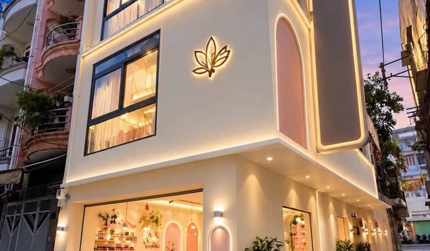 Nhà 4 tầng góc đẹp hẻm xe hơi Phú Nhuận - lung linh góc 2 mặt tiền kinh doanh... Bán nhà riêng tại Đức Nhuận, Hồ Chí Minh 01