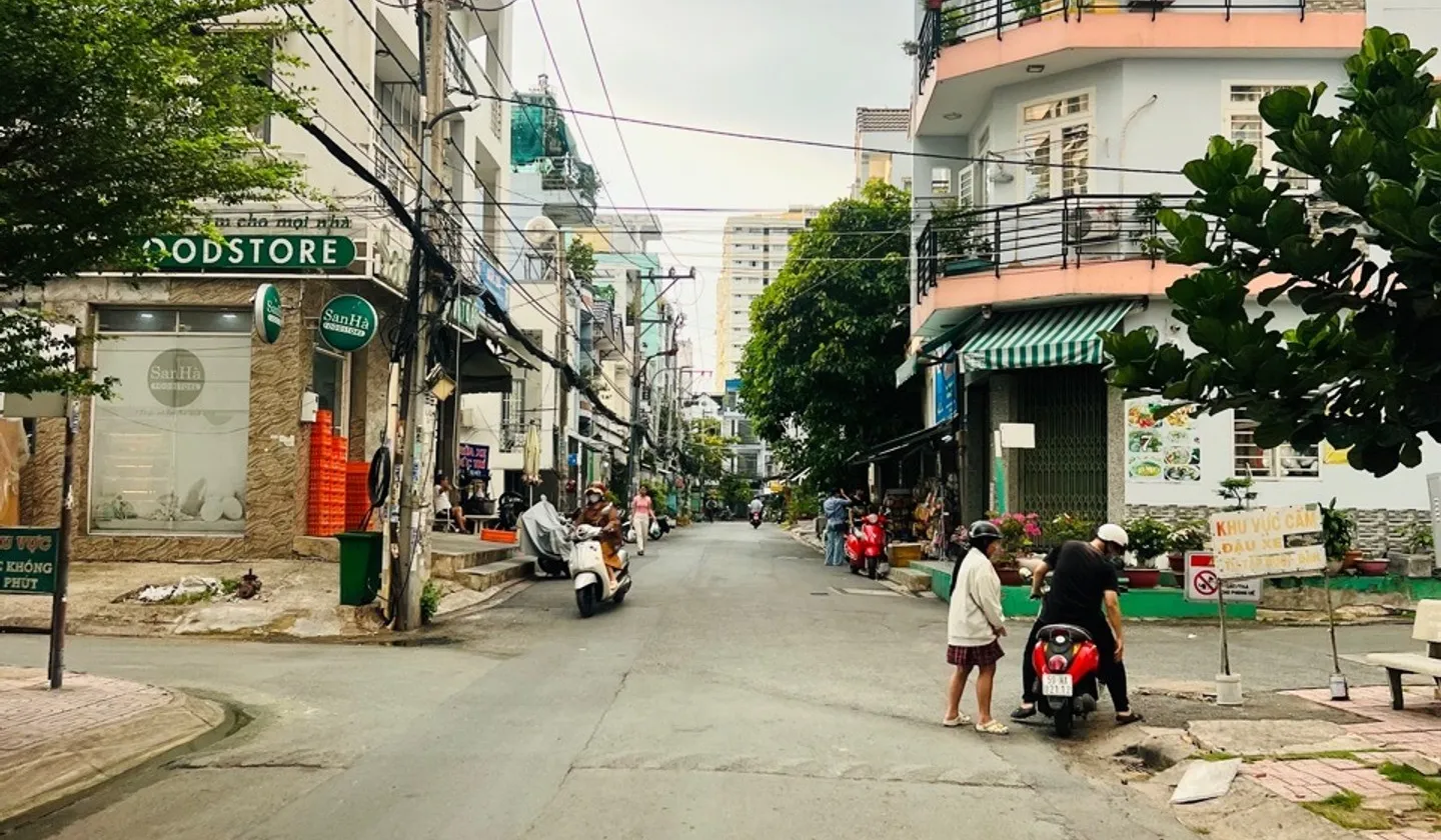 Cơ hội hiếm có sở hữu nhà mặt phố kinh doanh tại Bình Tân với giá cực tốt... Bán nhà mặt phố tại An Lạc, Hồ Chí Minh 01