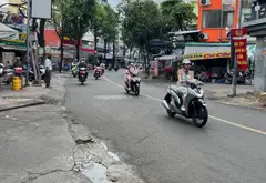 Ngay khu Ẩm thực Vĩnh Khánh - 3 Tầng - Nhỉnh 1 tỷ - Shr... Bán nhà riêng tại Khánh Hội, Hồ Chí Minh 02