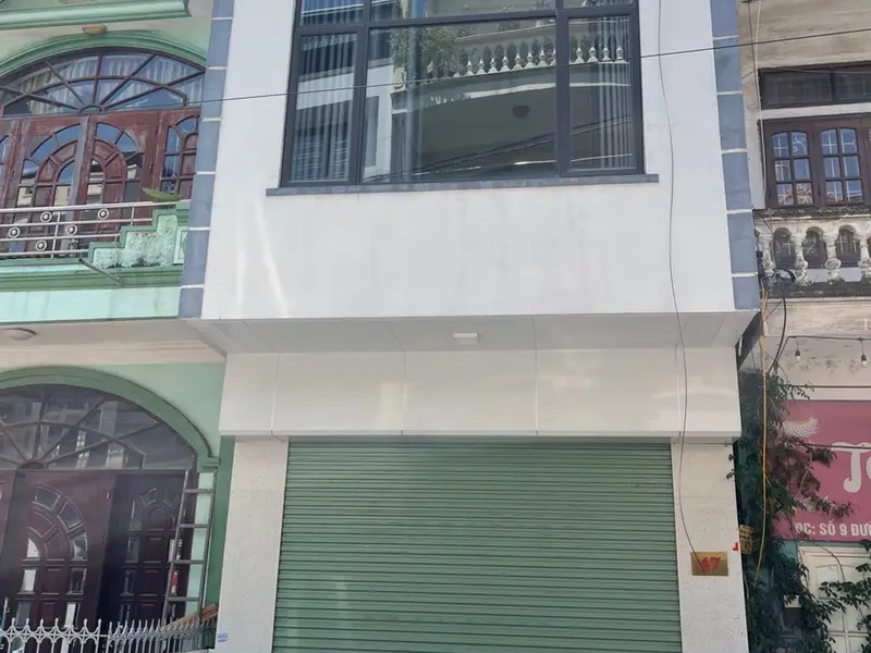 Bán nhà mặt phố phường Cẩm Phả, 3 tầng, 55.2m², mặt tiền 4.8m phù hợp kinh doanh... Bán nhà mặt phố tại Cẩm Phả, Quảng Ninh 01