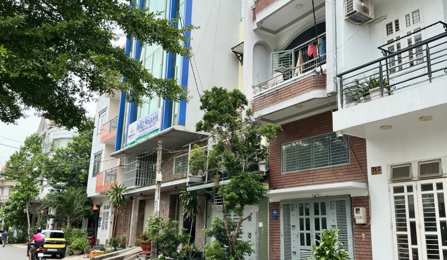 Bán nhà 4 tầng mặt phố 74m2 khu dân cư Nam Long Quận 12 giá 8,6 tỷ... Bán nhà mặt phố tại An Phú Đông, Hồ Chí Minh 01