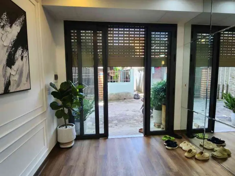 Nhà 5 tầng diện tích 46m² tại Thạch Bàn, gara ô tô, gần trung tâm thương mại... Bán nhà riêng tại Long Biên, Hà Nội 01