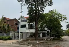 SIÊU PHẨM BIỆT THỰ LÔ GÓC – 3 MẶT THOÁNG – LONG VIỆT
🏡 Biệt thự 3 tầng, nội thất cực xịn – thiết k... Bán partner tại Quang Minh, Hà Nội 01