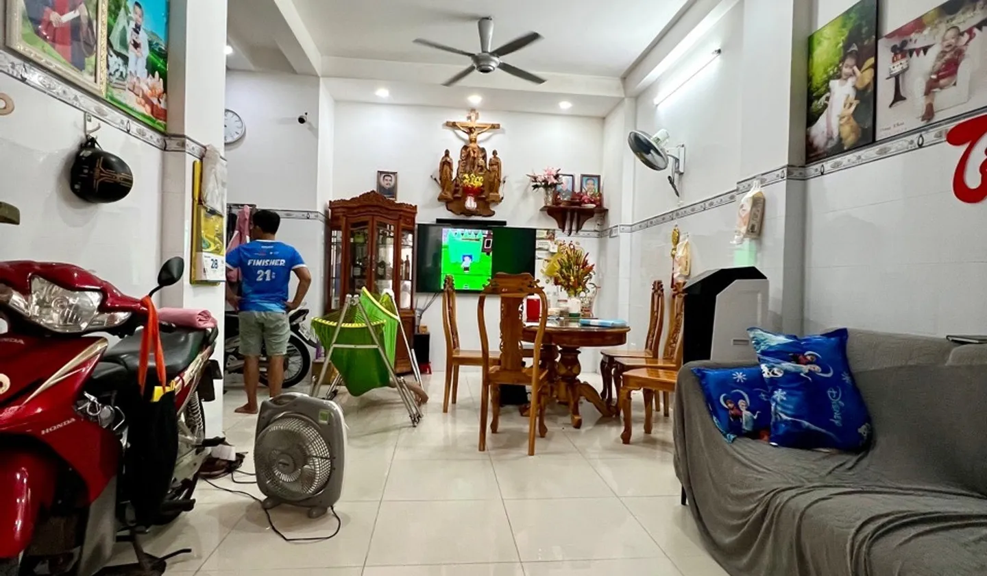Nhà Lạc Long Quân 4 tầng, rộng rãi, ngay trung tâm tiện ích... Bán nhà riêng tại Bảy Hiền, Hồ Chí Minh 01