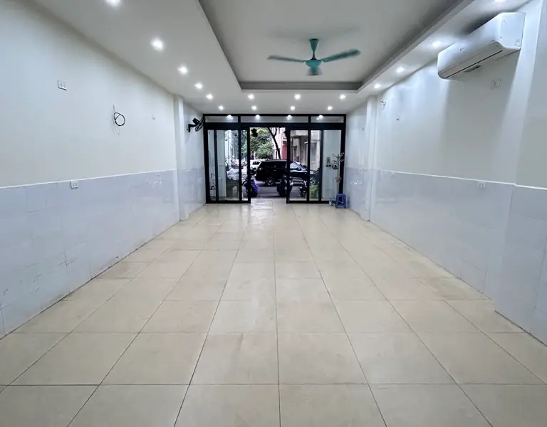 Phố Ngọc Lâm- Long Biên- Hà Nội. Đường thông, ô tô tránh, 5 tầng kinh doanh. Viêw công Bệnh Viện... Bán nhà riêng tại Bồ Đề, Hà Nội 01