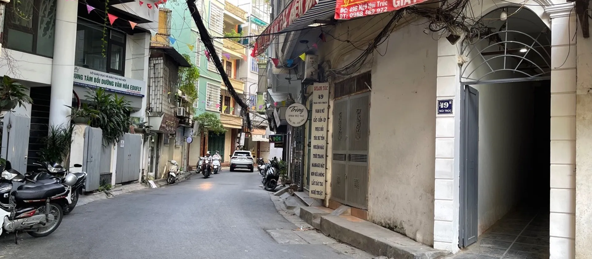 BÁN NHÀ MẶT NGÕ NÚI TRÚC 25/26m2 6 tầng mặt tiền 3.8m2 sâu 7m GIÁ 7.5 tỷ
LH 0929344308... Bán nhà riêng tại Ba Đình, Hà Nội 01