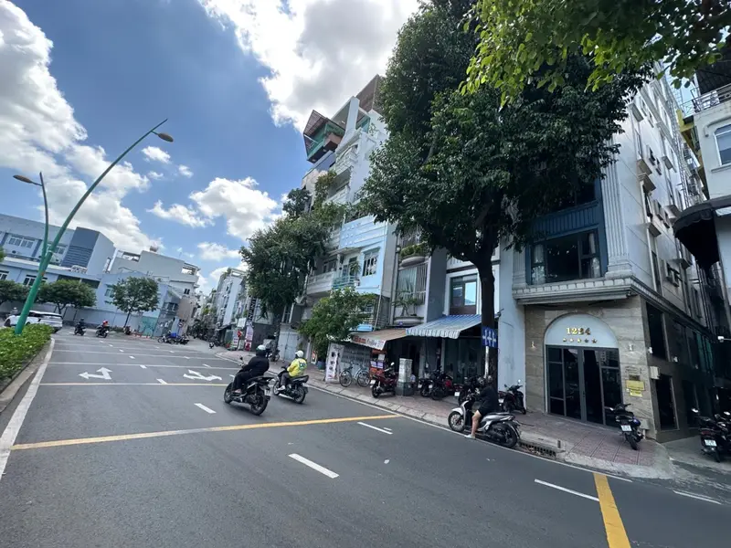 Nhà Góc Mặt Tiền Trường Sa Siêu Đẳng Cấp... Bán nhà mặt phố tại Phú Nhuận, Hồ Chí Minh 01