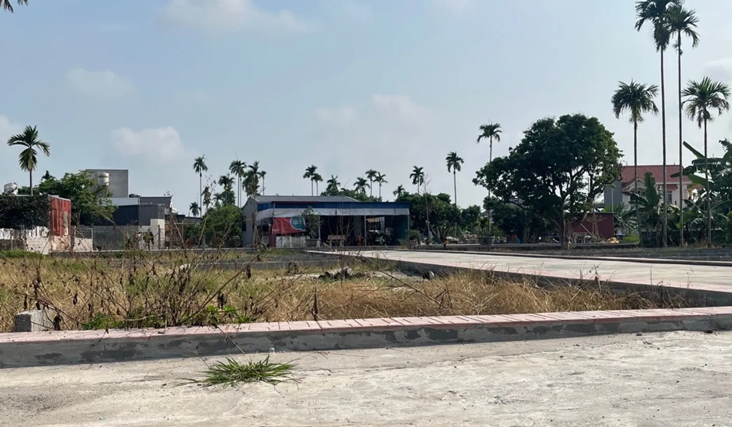 Bán đất lô góc hai mặt thoáng tại khu vực sát Khu công nghiệp Tràng Duệ 3... Bán đất tại An Lão, Hải Phòng 01