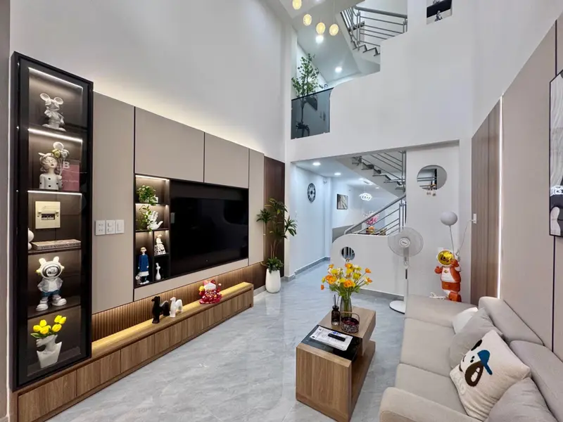 MUỐN MUA NHÀ ĐẸP, FULL NỘI THẤT, Ô TÔ VÀO GẦN LÊ VĂN THỌ?
🏡 Căn nhà 3 tầng thiết kế gọn đẹp,... Bán nhà riêng tại Thông Tây Hội, Hồ Chí Minh 01