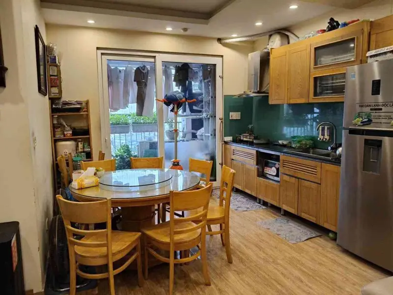 Gia Đình cần chuyển đổi . Bán căn hộ CC cao
cấp Mặt vành đai 2,5 - 90m2 đủ đồ... Bán căn hộ chung cư tại Khương Đình, Hà Nội 01