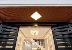 Nhà 3 tầng 4 phòng ngủ gần chợ Bùi Văn Ba, 10m ra hẻm xe hơi... Bán nhà riêng tại Tân Thuận, Hồ Chí Minh 01