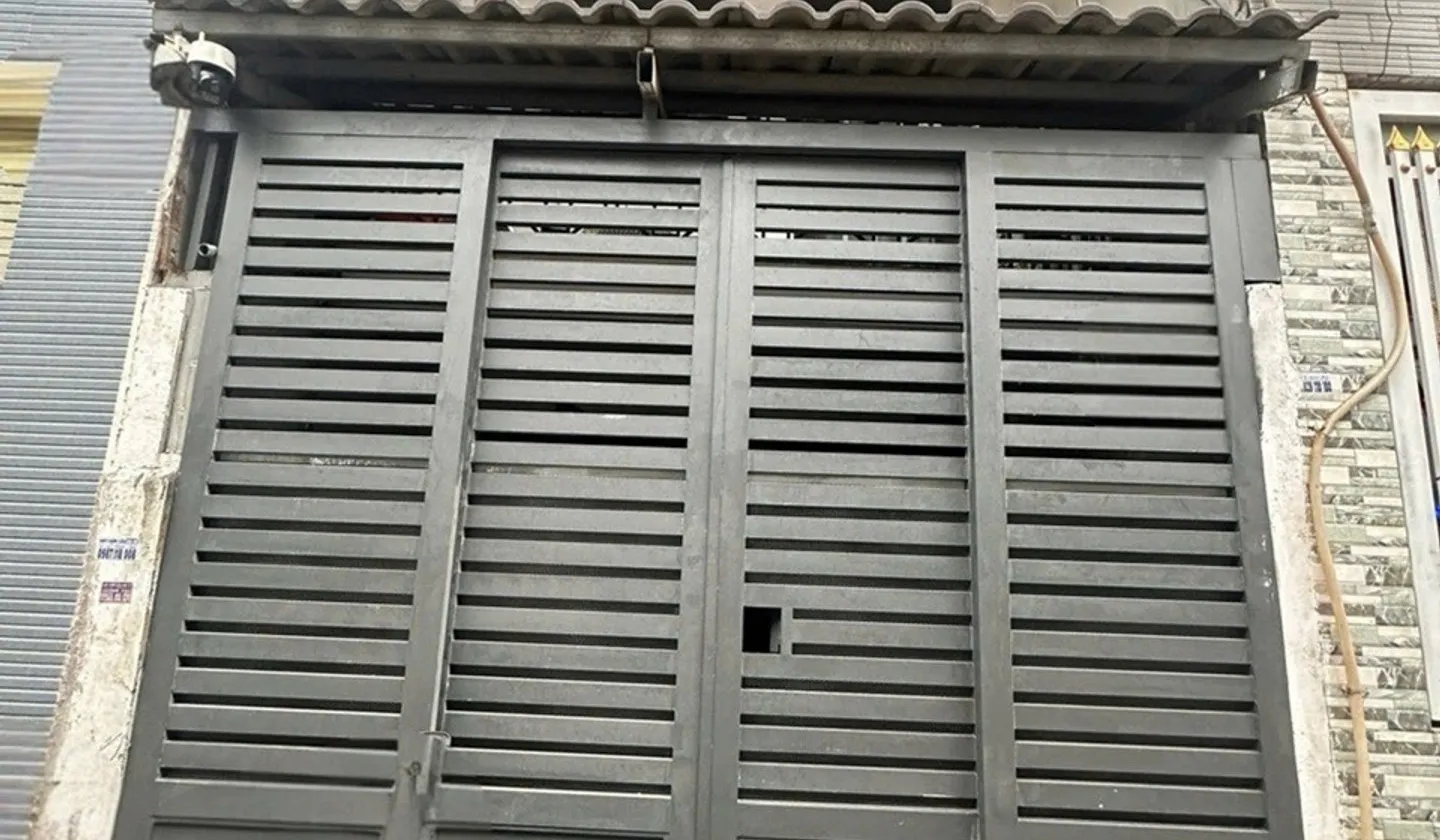 Nhà 2 tầng hẻm xe hơi Hà Đặc, 2 phòng ngủ, giá 2.68 tỷ... Bán nhà riêng tại Trung Mỹ Tây, Hồ Chí Minh 01