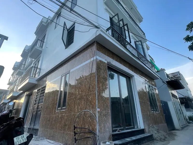 Nhà góc mặt tiền rộng gần Đại học FPT, cơ hội hiếm tại Hưng Đạo... Bán nhà riêng tại Hưng Đạo, Hải Phòng 01