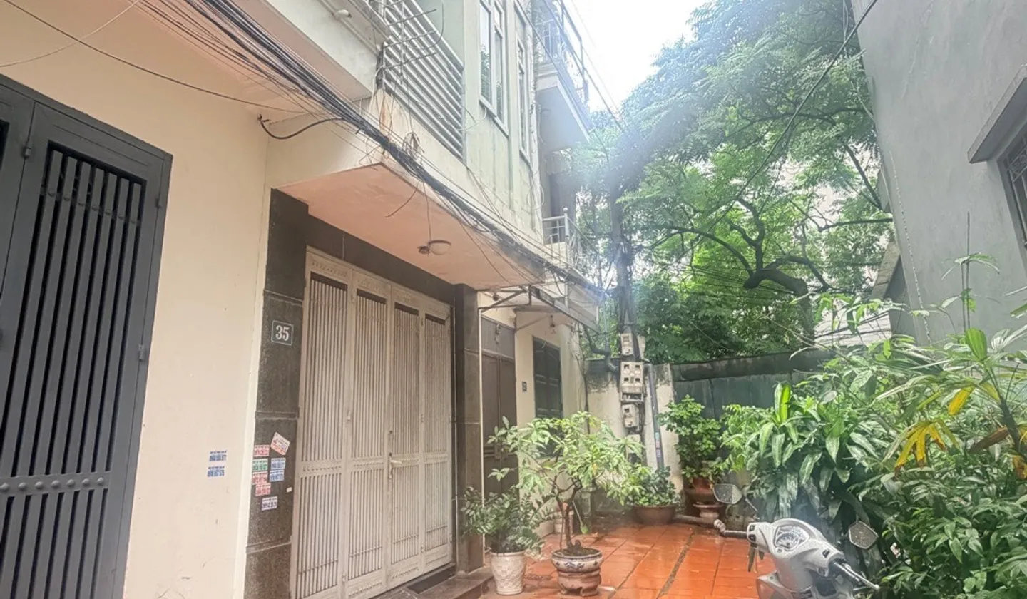 Cơ hội sở hữu nhà 4 tầng gần phố Hoàng Hoa Thám trung tâm Ba Đình với giá ưu đãi... Bán nhà riêng tại Ngọc Hà, Hà Nội 01