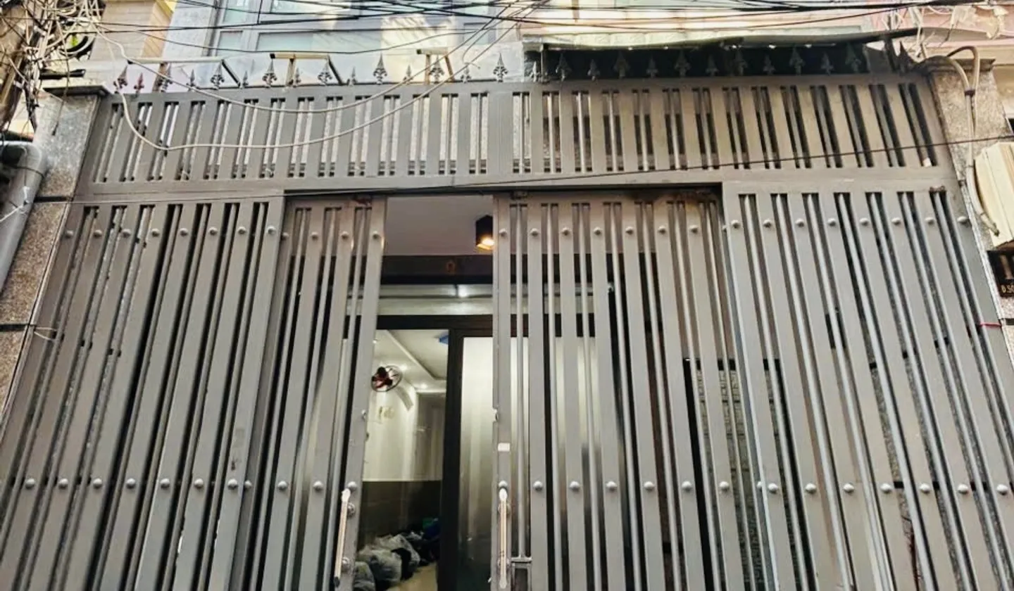 NHÀ GIÁ TỐT TÂN BÌNH – 105M² – 2 TẦNG – SÁT NI SƯ HUỲNH LIÊN – 8.5 TỶ... Bán nhà riêng tại Bảy Hiền, Hồ Chí Minh 01