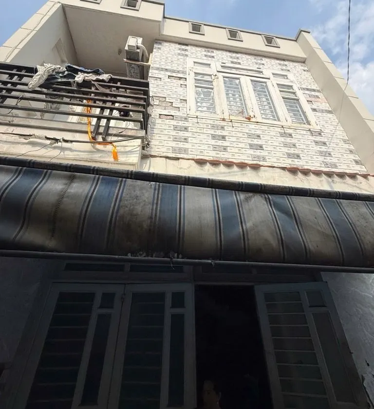 Nhà cấp 4 - Tân Thuận Quận 7 - 40m2 - 3,8 tỷ... Bán nhà riêng tại Tân Thuận, Hồ Chí Minh 01