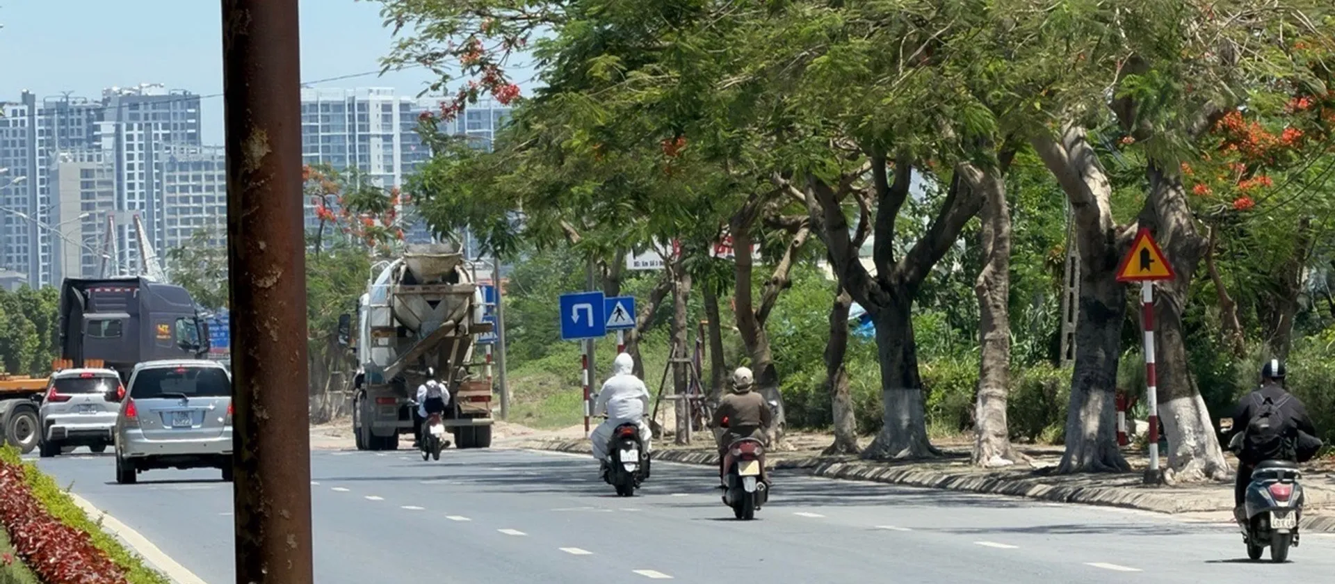 Nhà mặt phố ở Phạm Văn Đồng ngay chân Cầu Rào phù hợp kinh doanh đa dạng... Bán nhà mặt phố tại Hưng Đạo, Hải Phòng 01