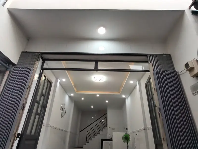Nhà 2 tầng, 2 PN. 2 WC.đường mã lò - Giá tốt, sổ vuông vức. 42 m2.... Bán nhà riêng tại Bình Trị Đông, Hồ Chí Minh 01