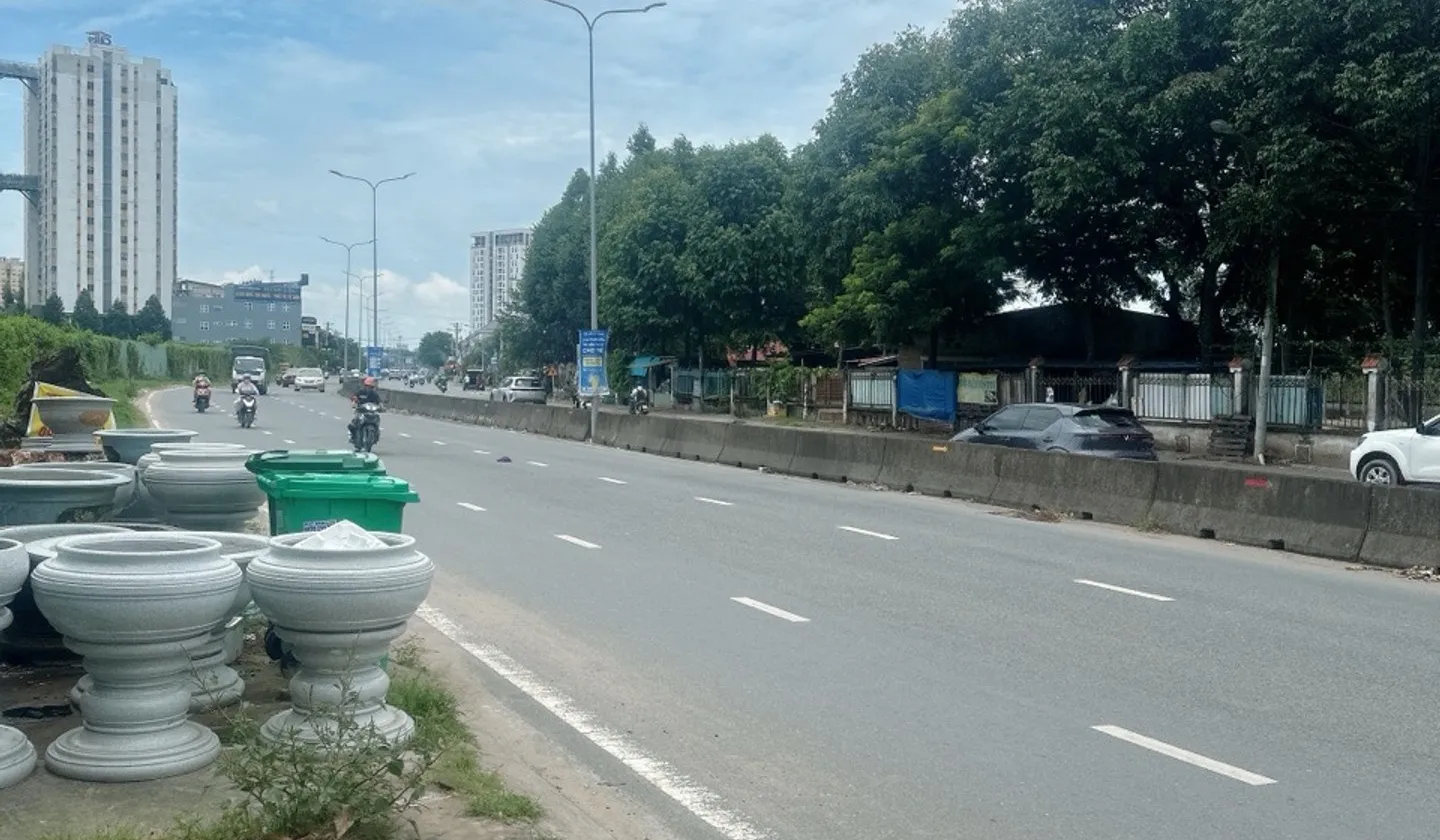 Bán nhà mặt phố Liên Phường, 5 tầng, gần Global City, diện tích 319m2... Bán nhà mặt phố tại Phước Long, Hồ Chí Minh 01