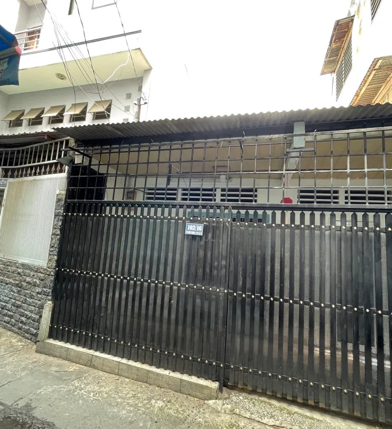 Nhà đẹp trung tâm Quận 10, hẻm xe hơi nhỏ... Bán nhà riêng tại Hòa Hưng, Hồ Chí Minh 01