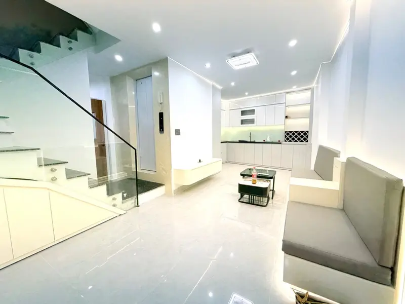 Nhà riêng 5 tầng hiện đại tại Hoàng Văn Thái, thang máy, ô tô đỗ cổng chỉ 13 tỷ... Bán nhà riêng tại Phương Liệt, Hà Nội 01