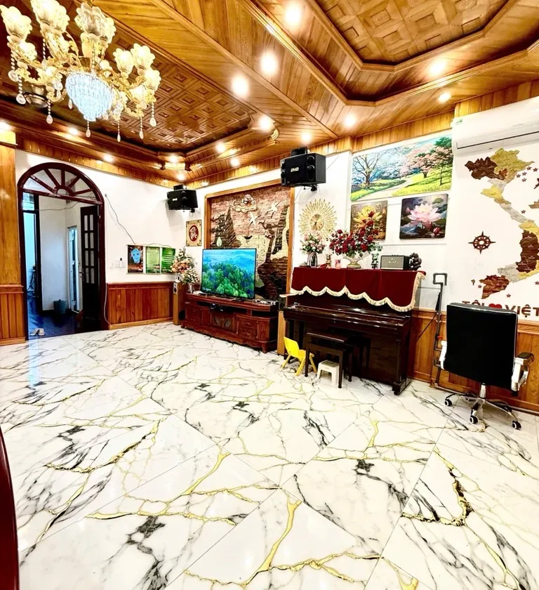 Nhà Gara Ô Tô Bằng Liệt, 91m2, mt 6.5m, thang máy. Giảm Giá Sốc - Cơ Hội Vàng Đầu Tư Kinh Doanh.... Bán nhà riêng tại Hoàng Liệt, Hà Nội 01