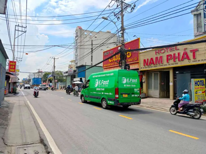 Nhà mặt phố Nguyễn Duy Trinh, kinh doanh sầm uất, tặng nhà C4 tiện nghi... Bán nhà mặt phố tại Long Trường, Hồ Chí Minh 01