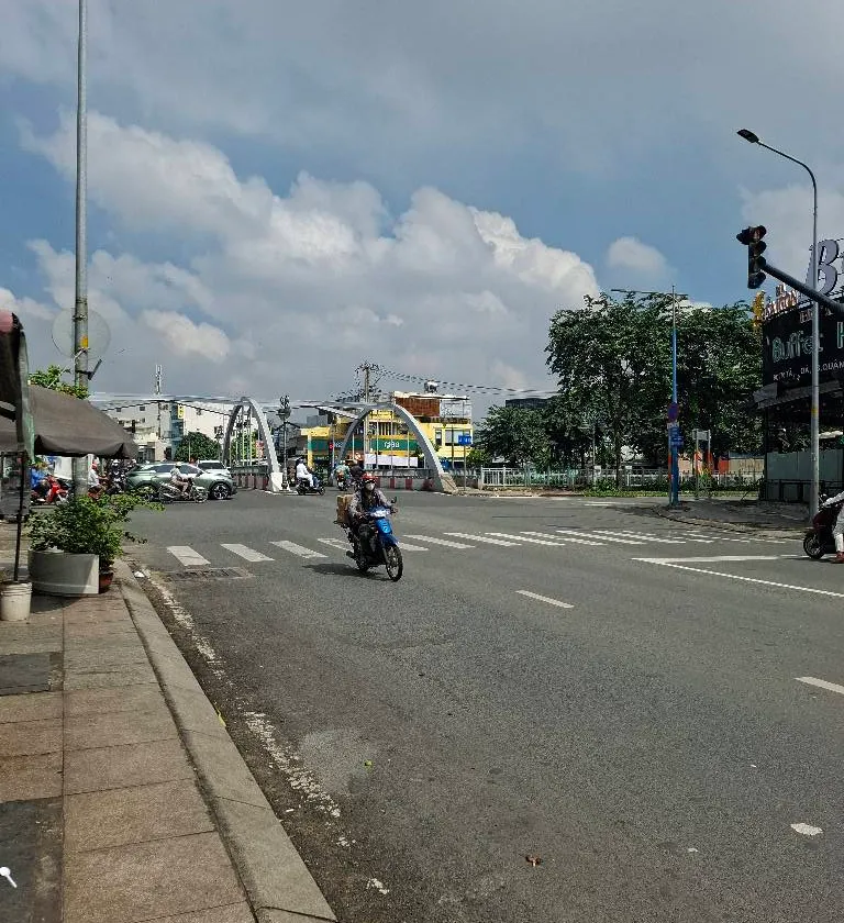 Bán nhà mặt phố 4 tầng, 5 phòng ngủ tại quận Tân Hóa, diện tích 56.3 m2... Bán nhà mặt phố tại Phú Lâm, Hồ Chí Minh 01