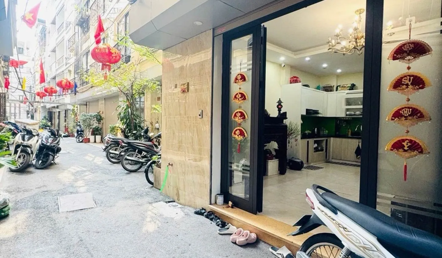 Nhỉnh 7 tỷ nhà 35 m 5 tầng ngay Ngọc Thuỵ , nhà mới đẹp... Bán nhà riêng tại Bồ Đề, Hà Nội 01