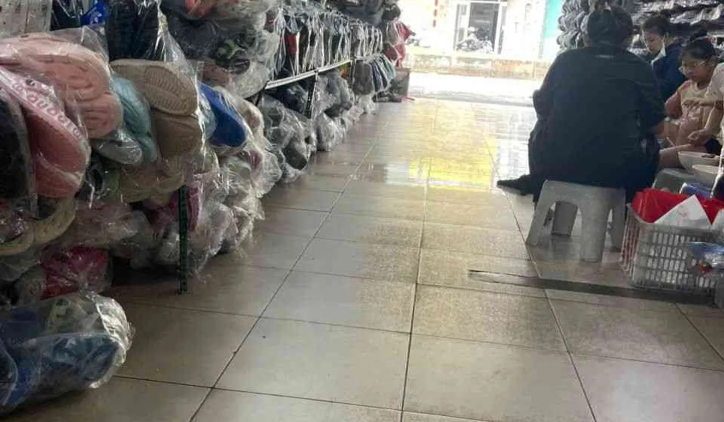 Bán nhà 2 tầng mặt tiền rộng tại phường Hạnh Thông, Hồ Chí Minh... Bán nhà mặt phố tại Hạnh Thông, Hồ Chí Minh 01