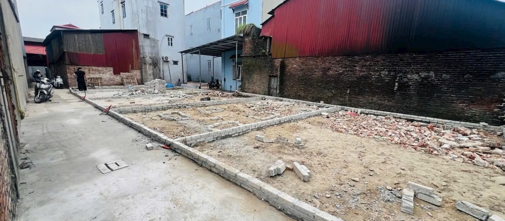 Bán đất vuông 42,3m2 hướng Đông tại Bắc Ninh giá 1,7 tỷ... Bán đất tại Phù Khê, Bắc Ninh 01