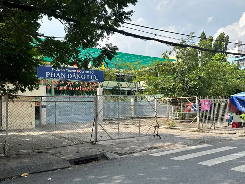 Bán nhà mặt phố Quận 8, 3 tầng, mặt tiền 3.8m, giá 12 tỷ Bùi Minh Trực 0948769331... Bán nhà mặt phố tại Bình Đông, Hồ Chí Minh 01