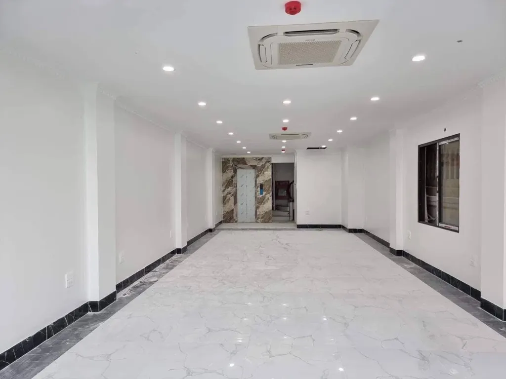 PHÂN LÔ - GARA 3 Ô TÔ TRÁNH - 8 TẦNG THANG MÁY - KINH DOANH ĐỈNH CAO - dòng tiền 100tr/ tháng... Bán nhà riêng tại Cầu Giấy, Hà Nội 01