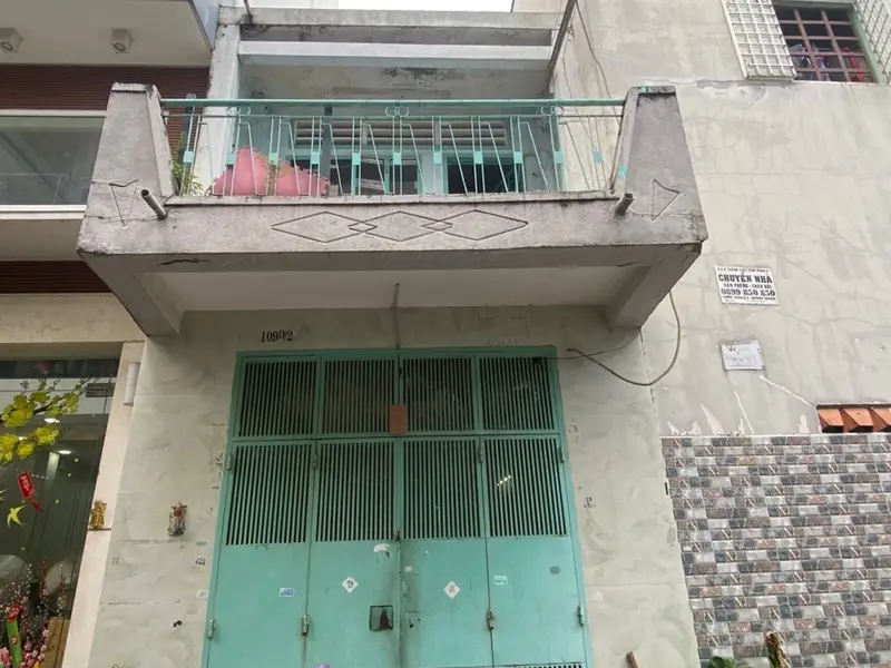 Bán nhà riêng mặt tiền gần Lạc Long Quân, Quận 11, phù hợp vừa ở vừa kinh doanh... Bán nhà riêng tại Bình Thới, Hồ Chí Minh 01
