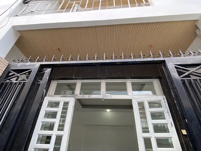 Nhà 2 tầng, 3 phòng ngủ thoáng mát ở Bình Đông... Bán nhà riêng tại Bình Đông, Hồ Chí Minh 01